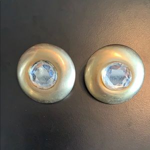 Vintage round gold earrings with large rhinestone